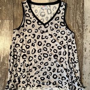 LULAROE Kristina Tank Top size XS